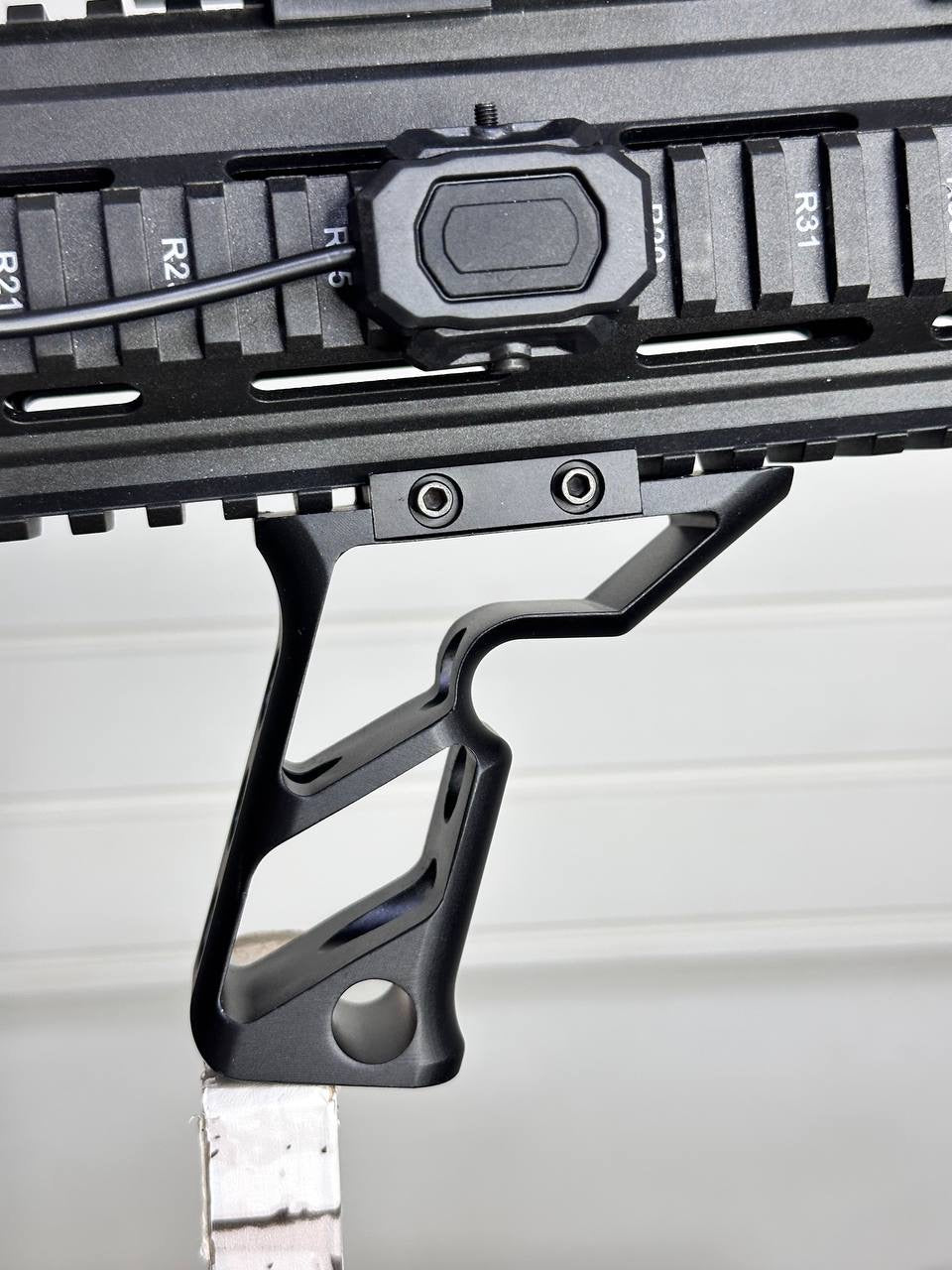 Metal Hand Grip Accs